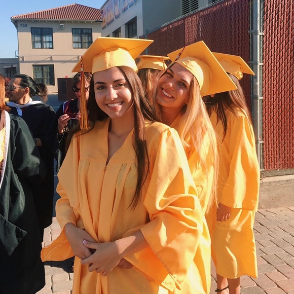 Meet your Posher, Cady - Picture 5 of 6